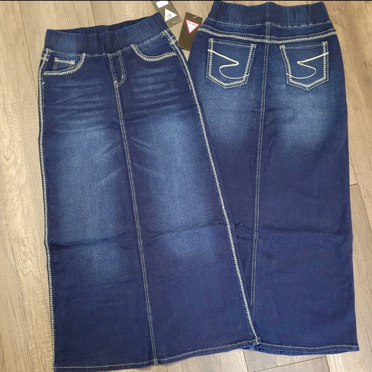 Ladies Elastic Waist Denim Skirt Dark Wash