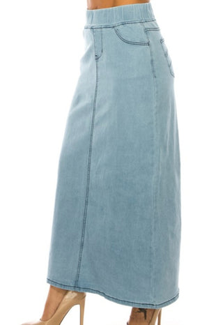 Ladies Light Wash Elastic Waist Denim Skirt
